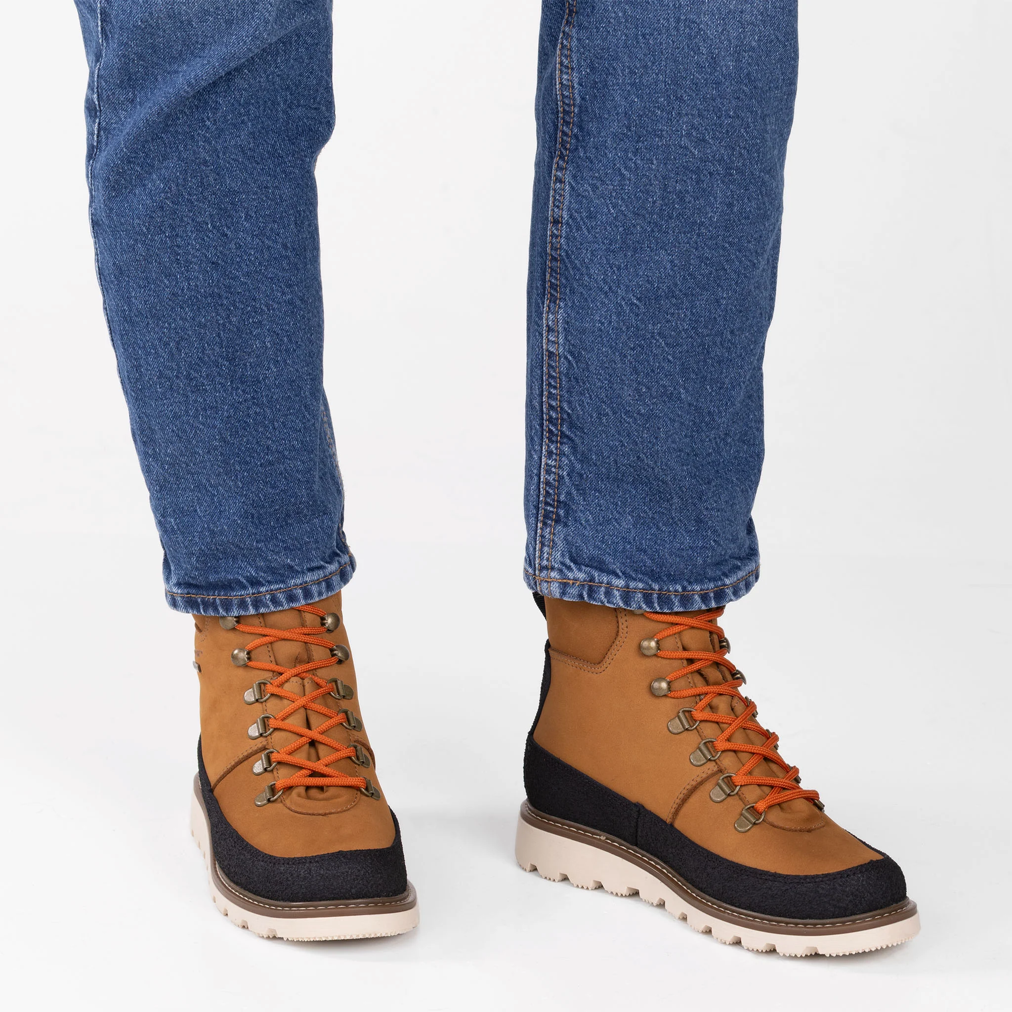 KERTTU Naisten GORE-TEX® talvikengät - Image 9